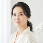 秋の肌、ハリ不足を感じたら？40代・50代が今すぐ見直したい保湿ケアの基本