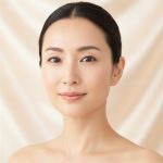 冬の温度差ストレスで深まりがちな目元のシワに！40代・50代が見直す美容液バームの取り入れ方